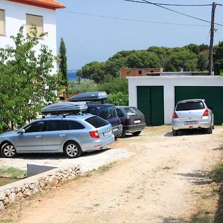 By The Sea - 830 Apartment