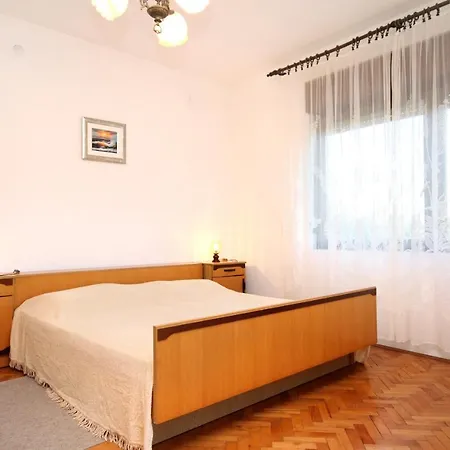 Apartment By The Sea - 830 Ugljan