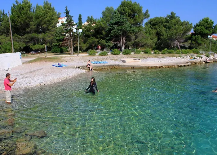 Lägenhet By The Sea - 830 Ugljan